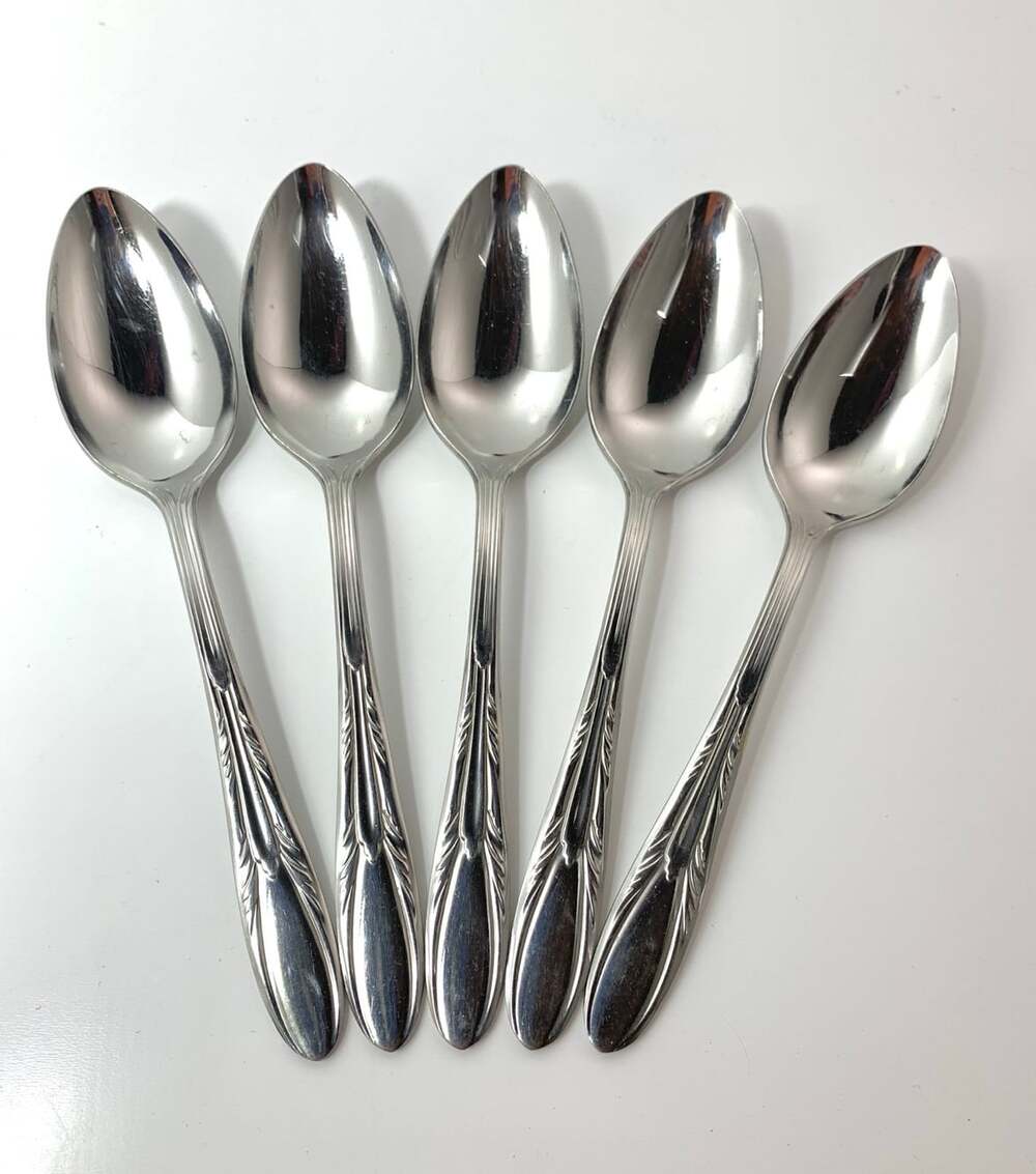 ARNBE vintage Soup Spoons 5 pcs stainless Steel flatware